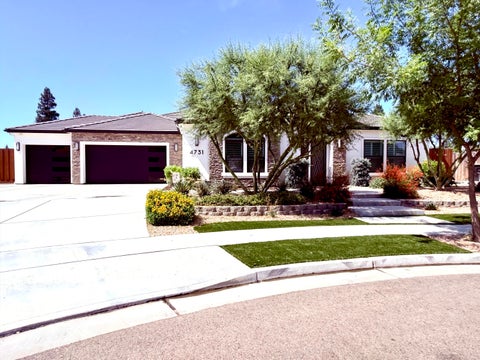 Photo of 4731 W Cecil Avenue W, Visalia, CA 93291 (MLS # 243096)