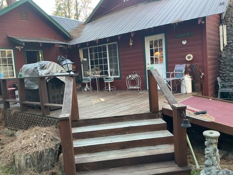 Photo of 229 Rabbit Foot Trail, California Hot Springs, CA 93207 (MLS # 239397)