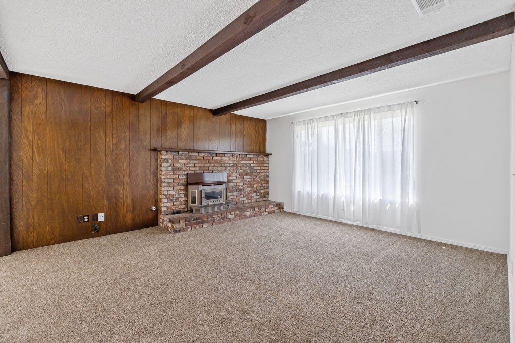 Photo of 1700 W La Vida Avenue, Visalia, CA 93277 (MLS # 244472)