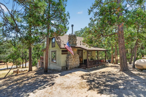 41737 CORLEW LN, AUBERRY, CA 93602 - Image e8c2bbc96c7b18ffbfdaa36d338bcbd3/1024389129