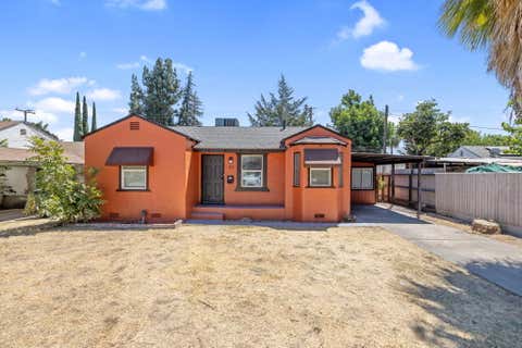 Photo of 1114 N Conyer Street, Visalia, CA 93291 (MLS # 243216)