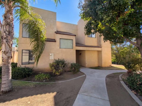 Photo of 14500 Las Palmas Drive 16 #16, Bakersfield, CA 93306 (MLS # 244734)