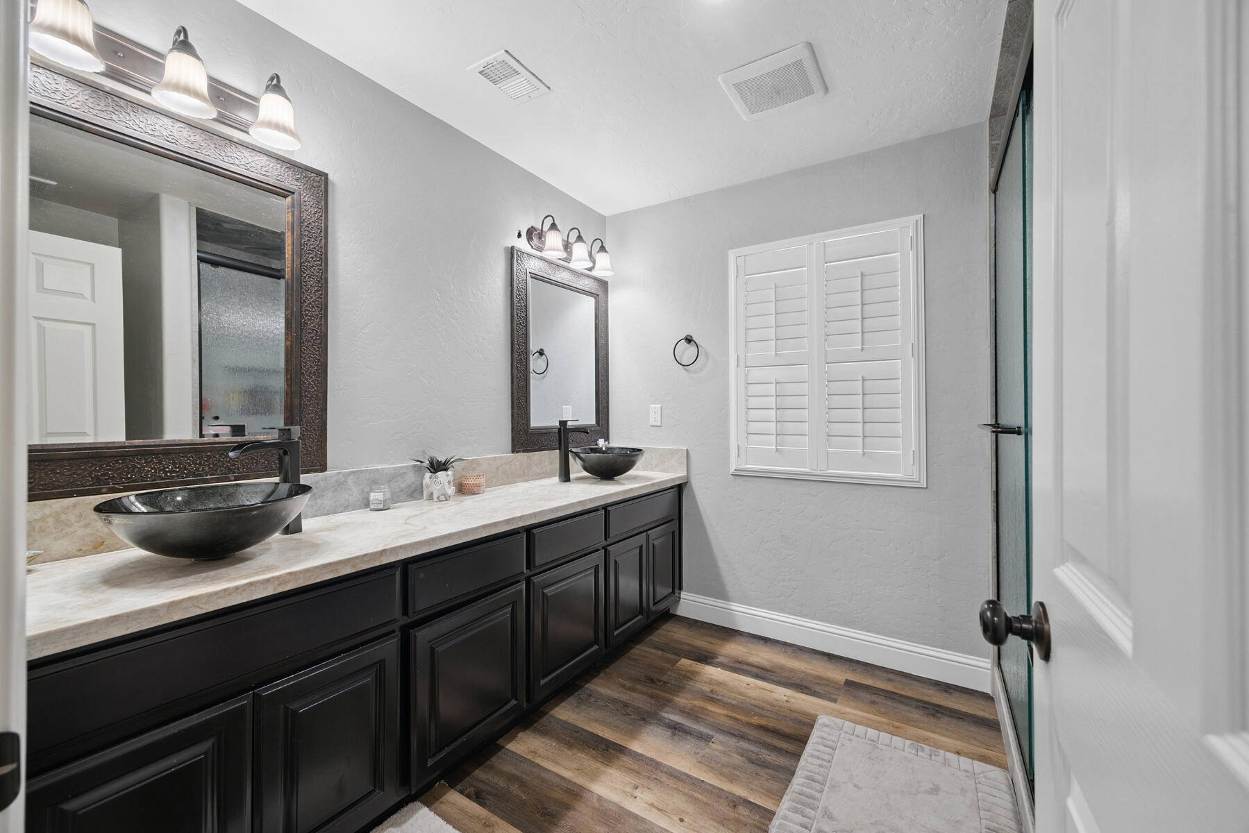 Strathmore, California, 93267, United States, 5 Bedrooms Bedrooms, ,4 BathroomsBathrooms,Residential,Active,1909877