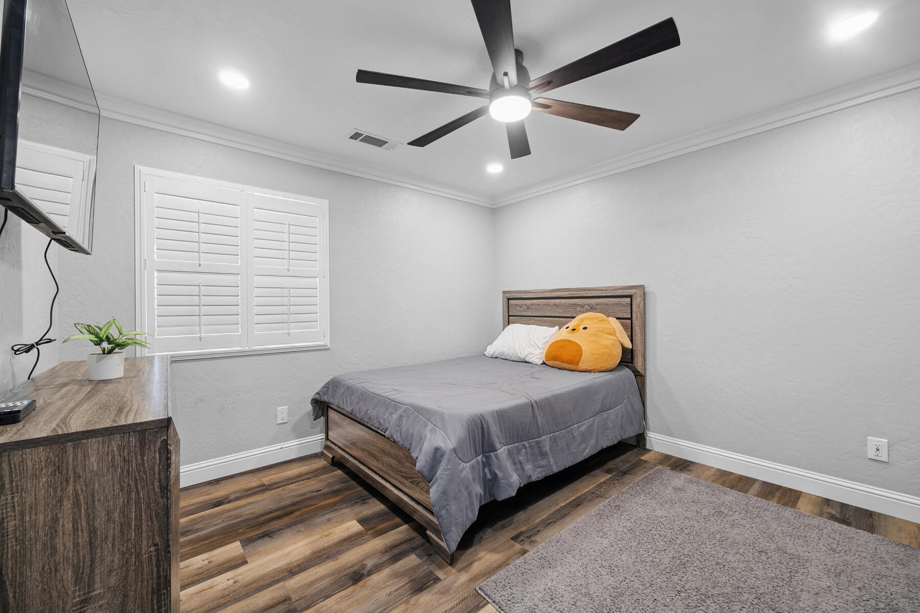 Strathmore, California, 93267, United States, 5 Bedrooms Bedrooms, ,4 BathroomsBathrooms,Residential,Active,1909877