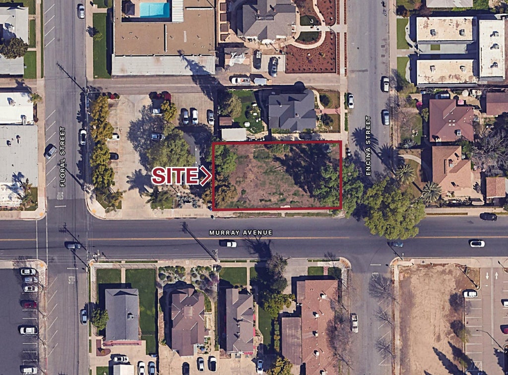 Photo of 501 N Encina Street, Visalia, CA 93291 (MLS # 243674)