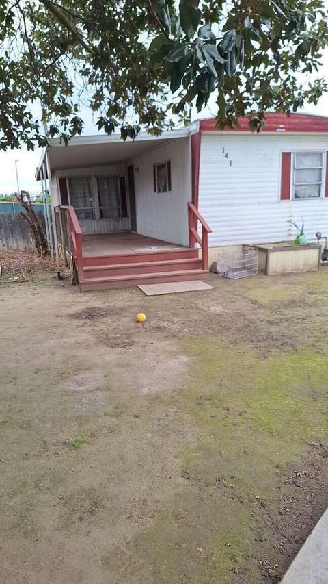 Photo of 141 N Waukesha Street, Porterville, CA 93257 (MLS # 241023)