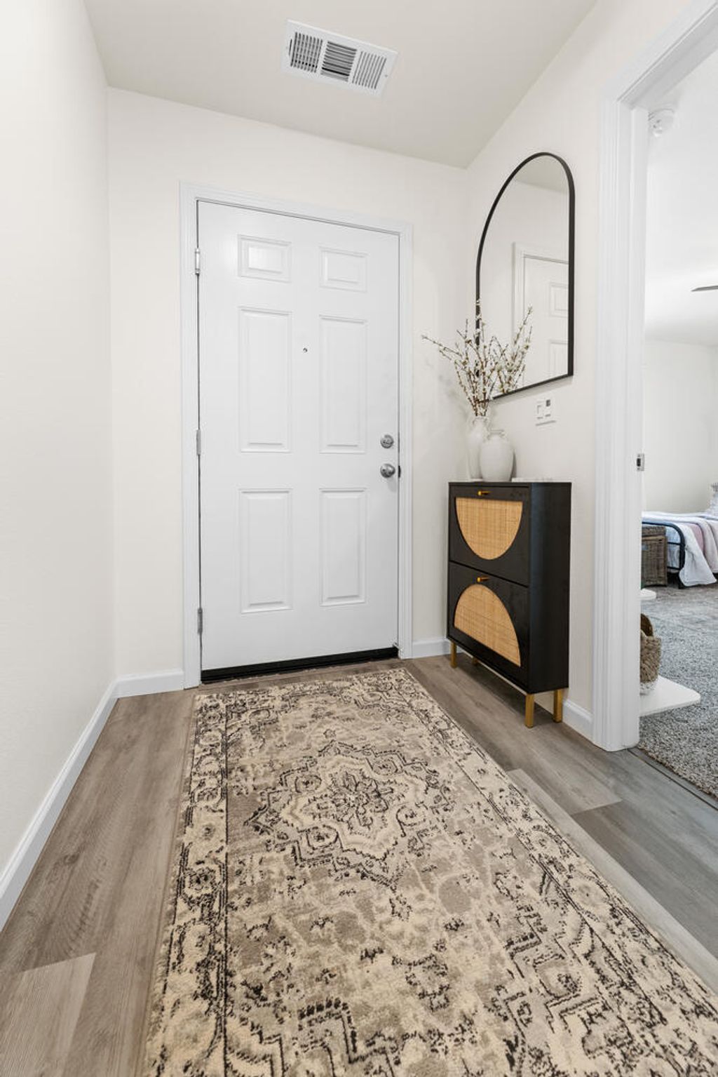 Photo of 7071 Oriole Avenue, Visalia, CA 93291 (MLS # 241294)
