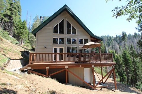 Photo of 53434 Redwood Drive, Springville, CA 93265 (MLS # 243648)