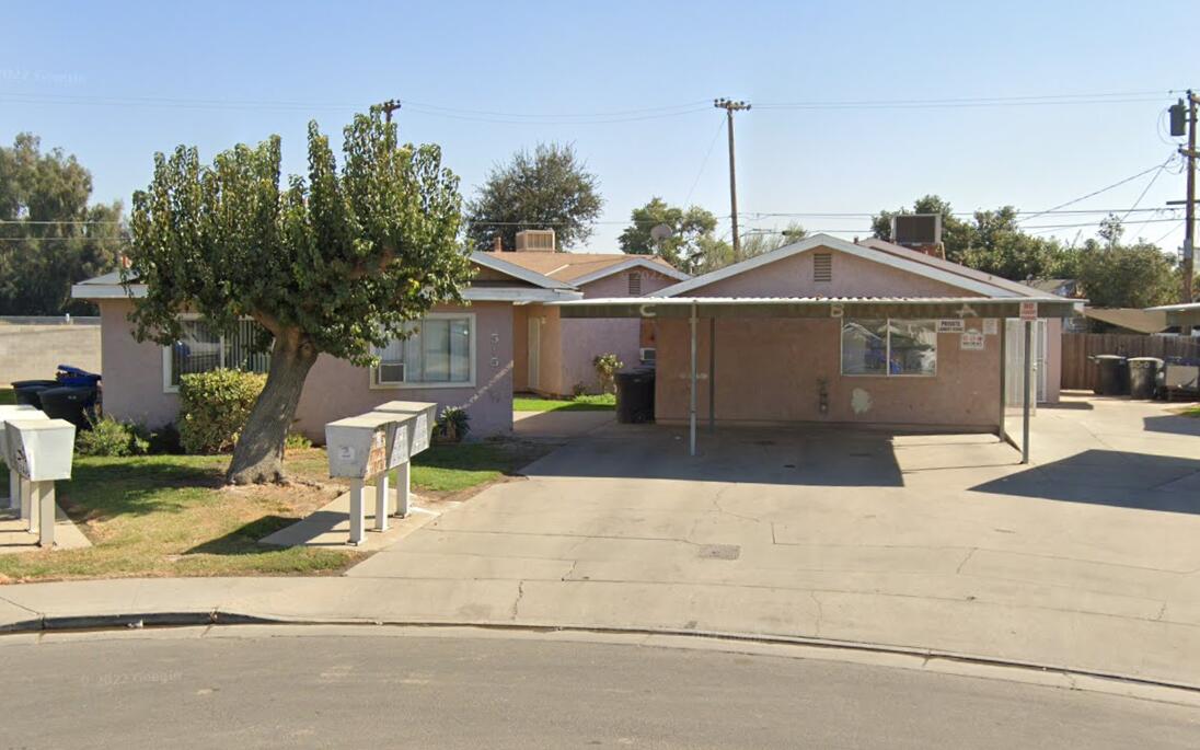 Lemoore, California 93245, United States, 7 Bedrooms Bedrooms, ,3 BathroomsBathrooms,Residential,Active,49894