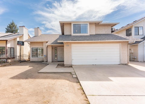 Photo of 2238 N Carol Avenue, Fresno, CA 93722 (MLS # 243787)