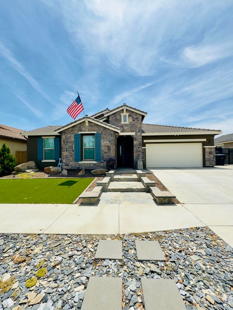 Photo of 1849 W Porter Avenue, Visalia, CA 93291 (MLS # 242508)
