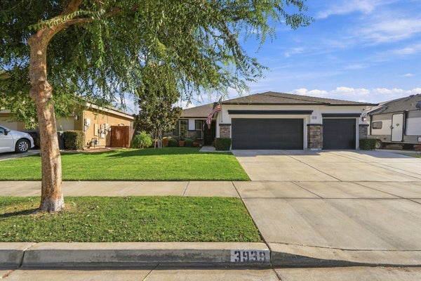 3939 E LAURA AVE, VISALIA, CA 93292 - Image fb647e67ff66b4fca07d1f03314e49bd/2978899763
