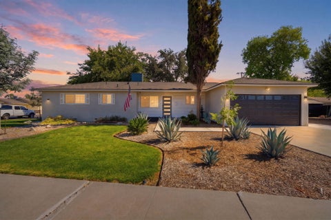 Photo of 890 Laurel Lane, Lemoore, CA 93245 (MLS # 243102)