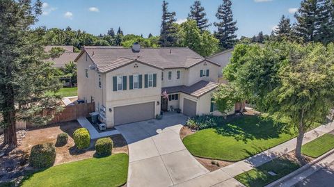 Photo of 5821 W Sunnyview Avenue, Visalia, CA 93291 (MLS # 240977)