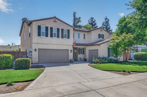 Photo of 5821 W Sunnyview Avenue, Visalia, CA 93291 (MLS # 240977)