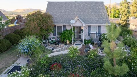 Photo of 960 E Morton Hill, Porterville, CA 93257 (MLS # 241216)