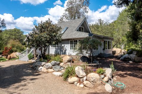 Photo of 42695 42695 Sierra Drive, Three Rivers, CA 93271 (MLS # 241091)