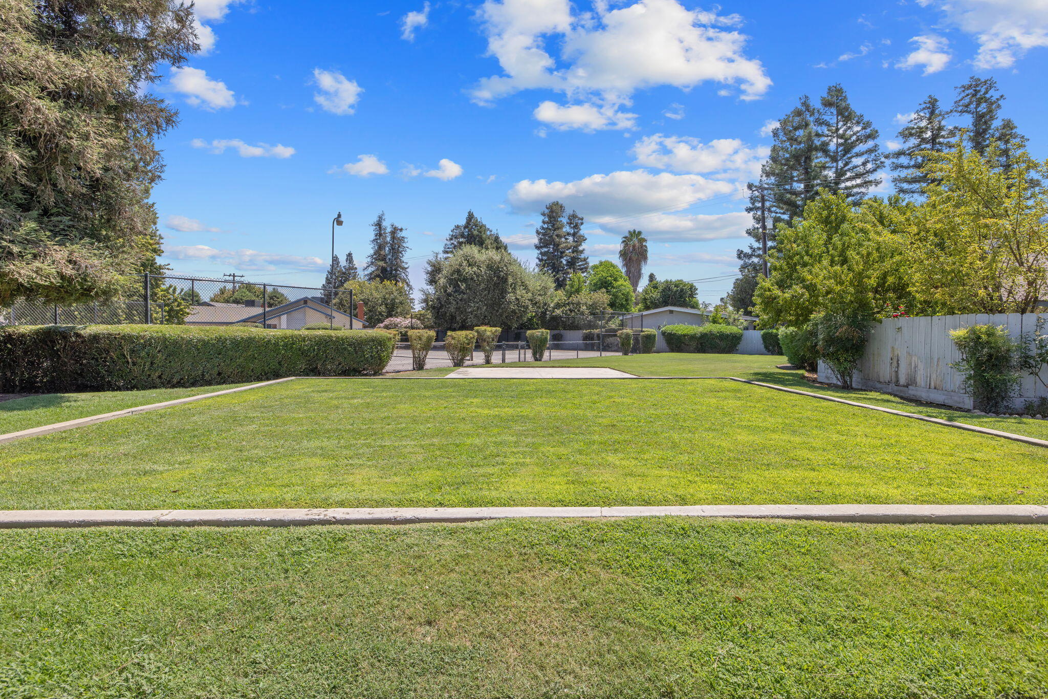 Visalia, California 93292, United States, 3 Bedrooms Bedrooms, ,2 BathroomsBathrooms,Residential,Active,191171