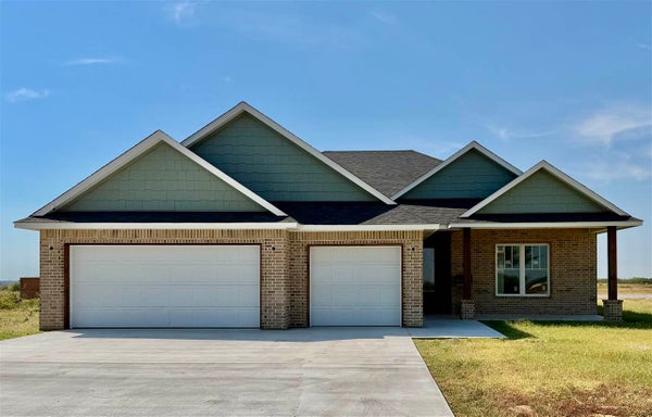 E MAIN ST, ELGIN, OK 73538 - Image 10f5beb7ea83cb3d708ff96bc01d030e/2297290660
