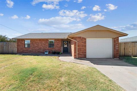 214 Cherokee St, Geronimo, OK 73543 - #: 167060