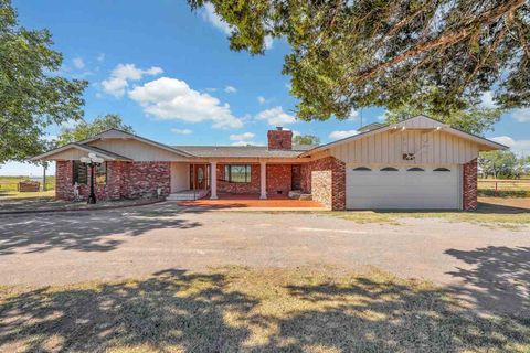 593 NW Paint Rd, Cache, OK 73527 - #: 166144