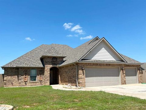 1521 NE Scenic Ridge, Elgin, OK 73538 - #: 166341