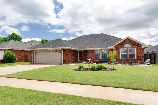 3707 NE MADISON AVE, LAWTON, OK 73507 - Image e1855d8a4240bebf8bf3150a77cbe5e9/2589360263