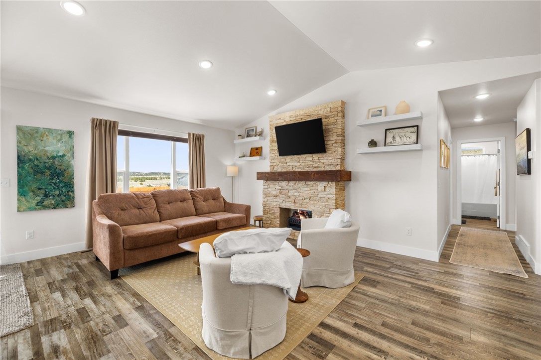 8330 Shorthorn Drive