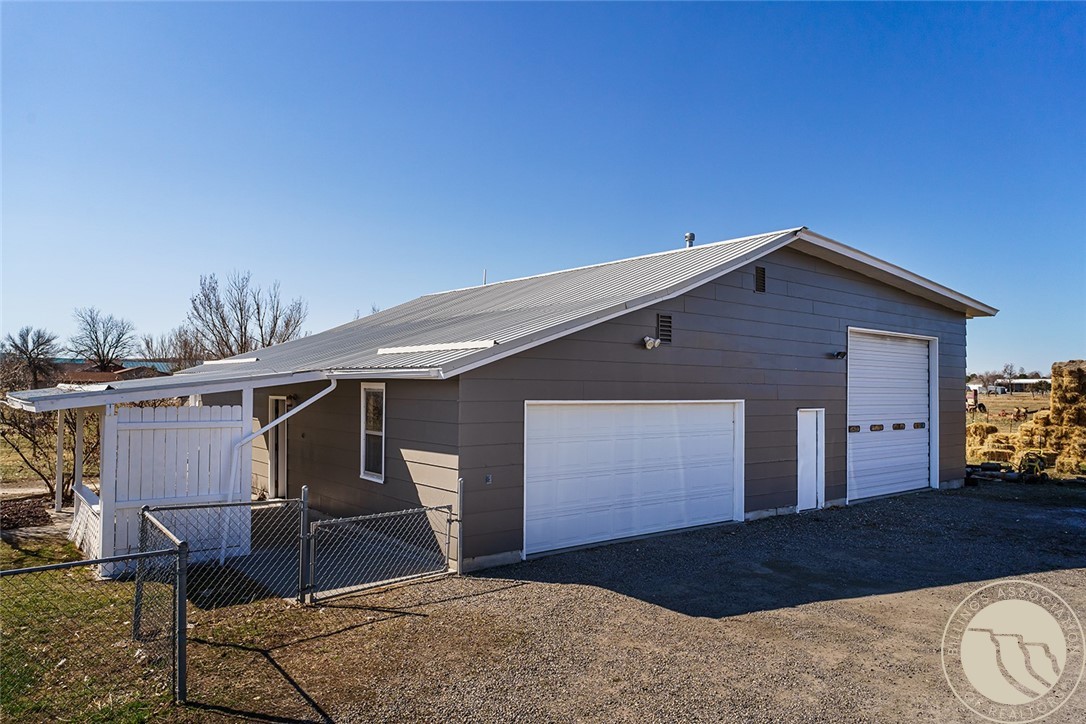 3506 Duck Creek