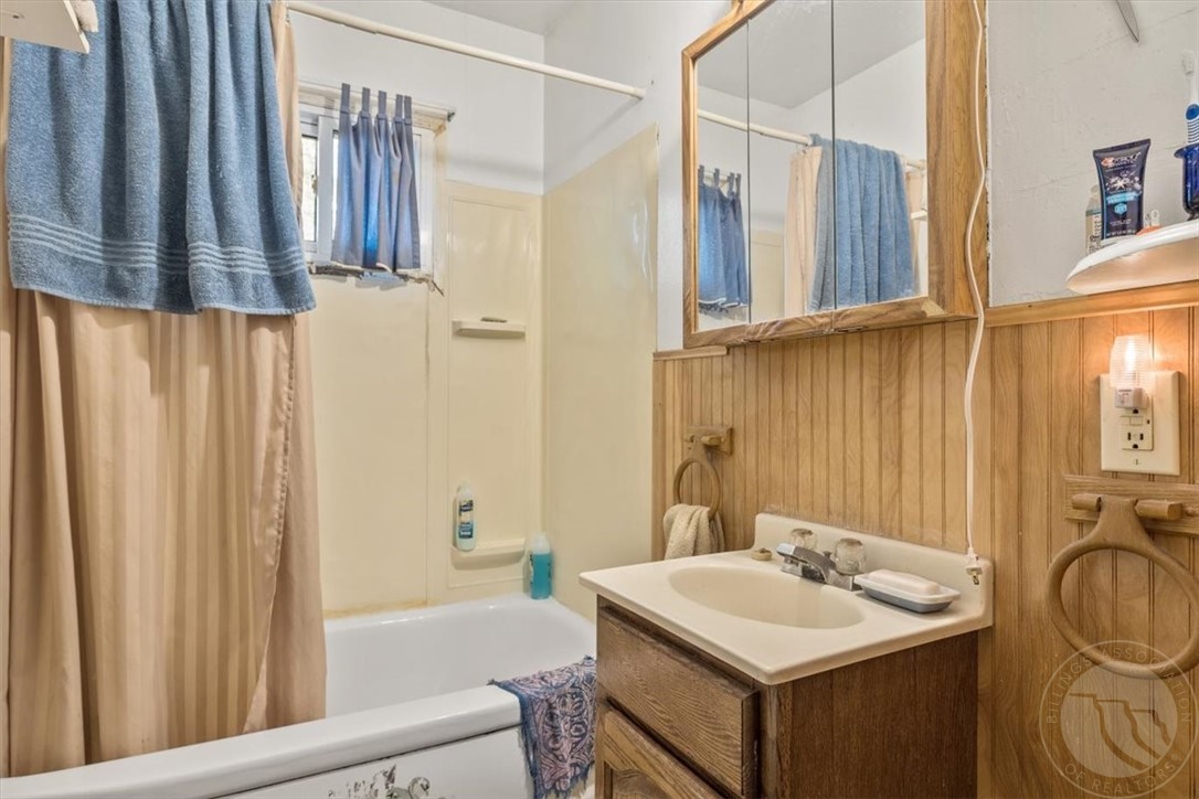 242 Hemlock Drive