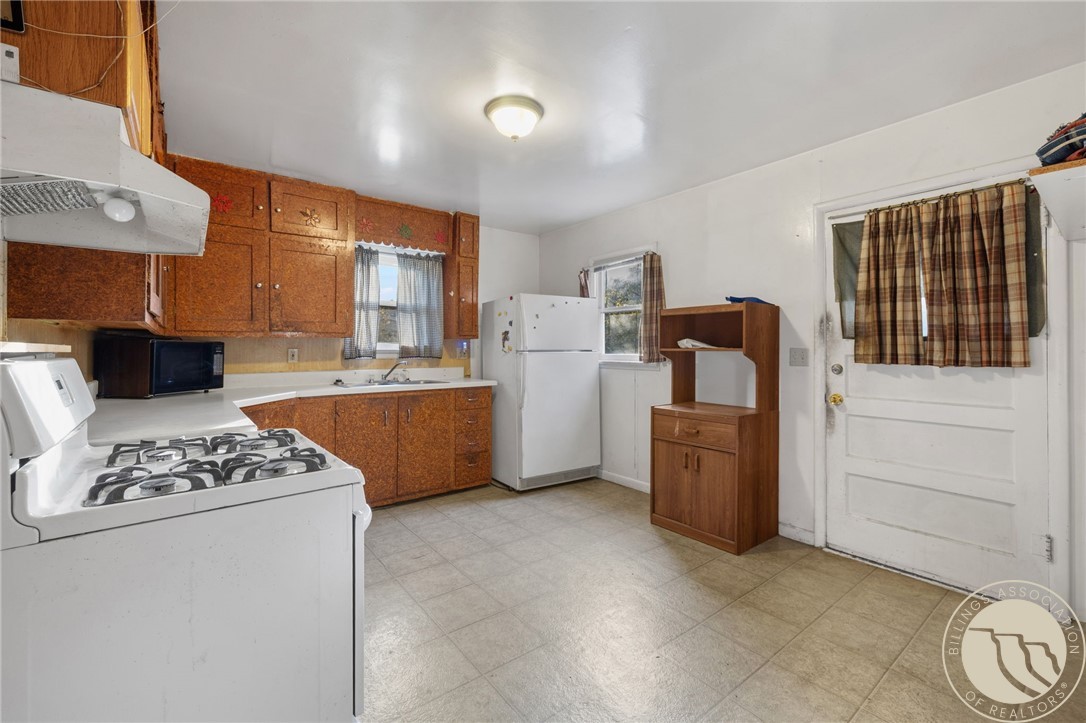 242 Hemlock Drive