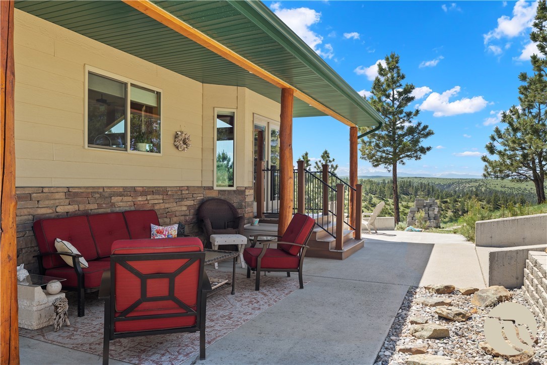 38 Lewis Trail