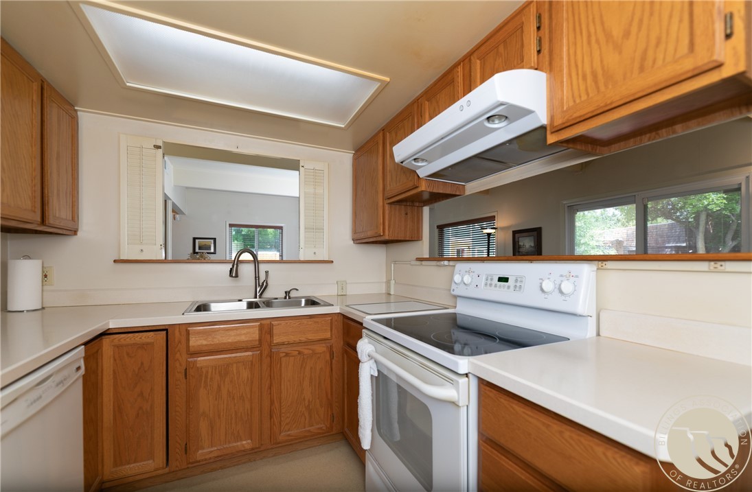 Billings, Montana 59102, United States, 4 Bedrooms Bedrooms, ,2 BathroomsBathrooms,Residential,Active,140684