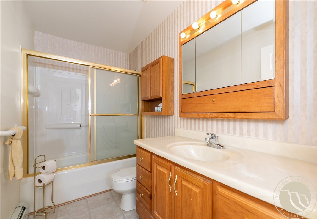 Billings, Montana 59102, United States, 4 Bedrooms Bedrooms, ,2 BathroomsBathrooms,Residential,Active,140684