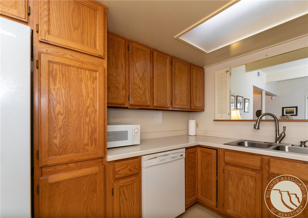 Billings, Montana 59102, United States, 4 Bedrooms Bedrooms, ,2 BathroomsBathrooms,Residential,Active,140684