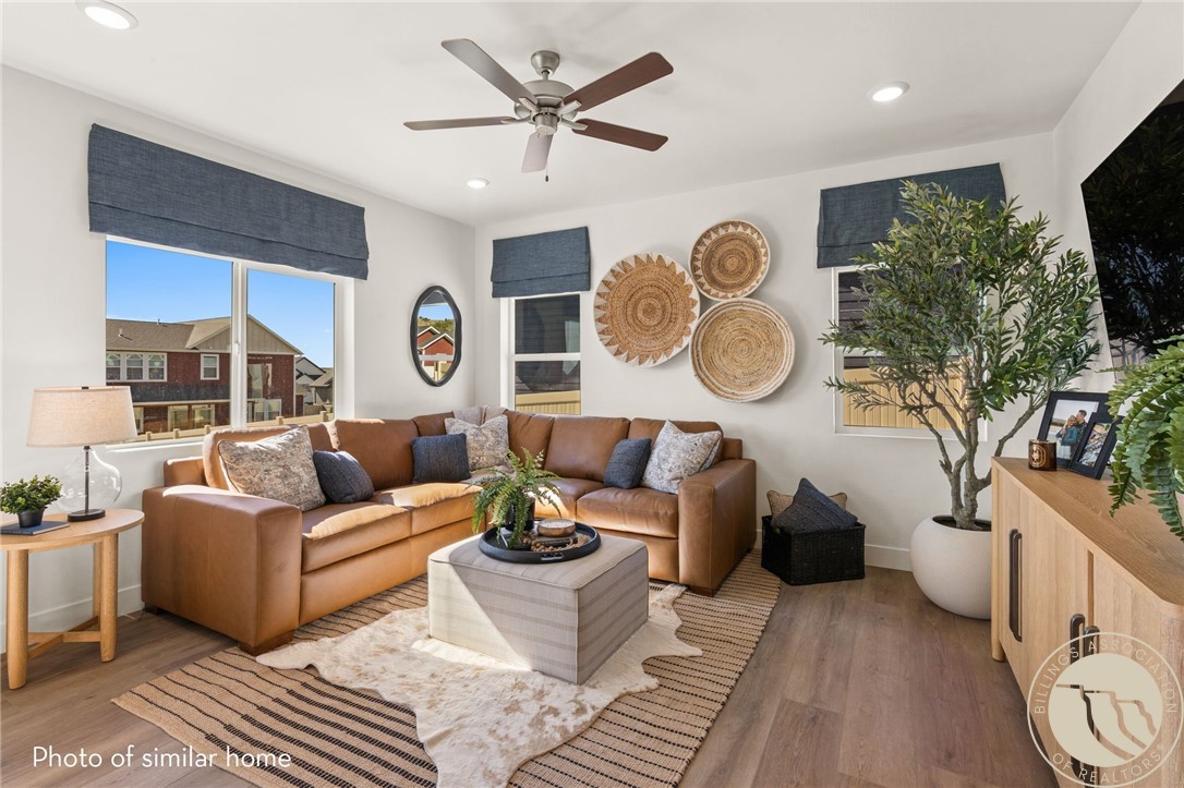 7038 Copper Sunset Dr