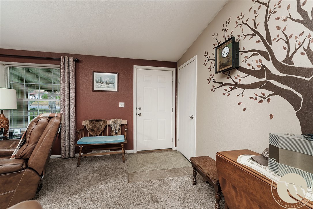 8 Pryor View Circle