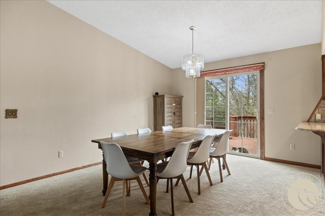 1410 Woodland Trail