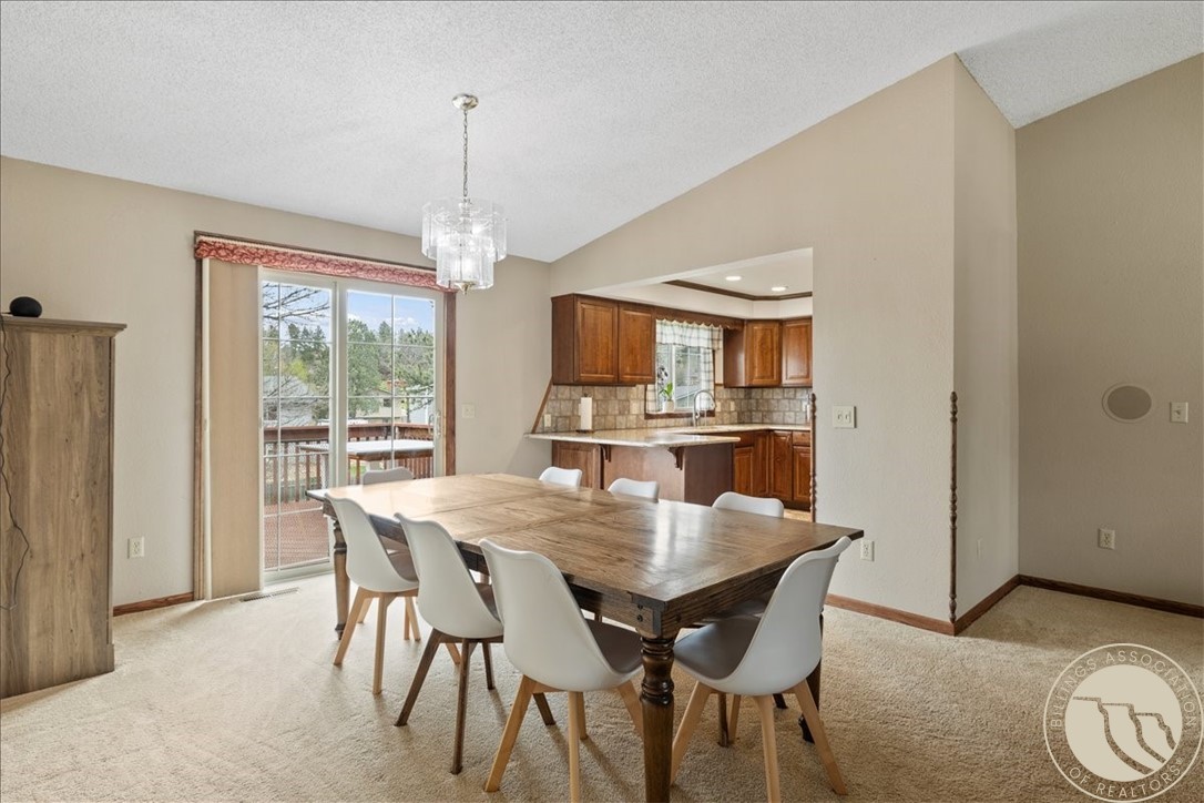 1410 Woodland Trail