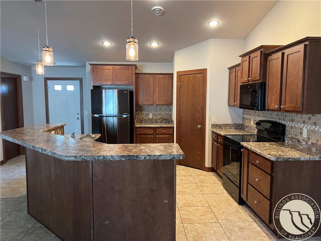 Billings, Montana 59102, United States, 2 Bedrooms Bedrooms, ,2 BathroomsBathrooms,Residential,Active,197625