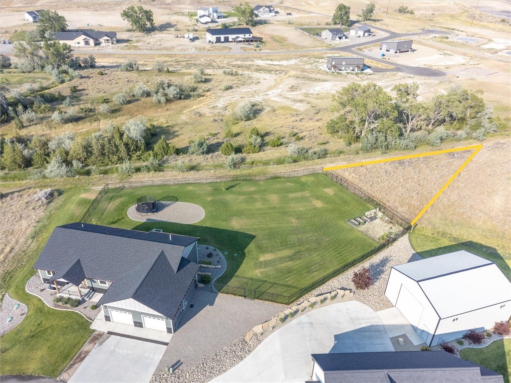 7644 White Pine Circle