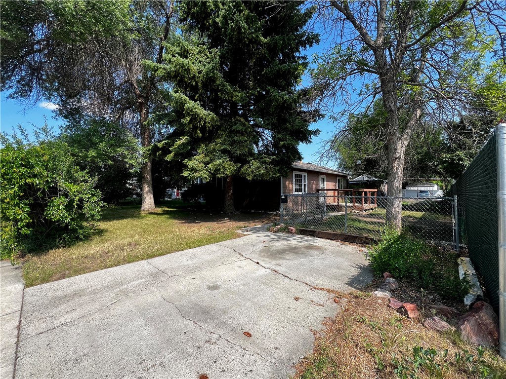 Photo 1 of 10 — 1215 Terry Avenue, Billings, MT 59102