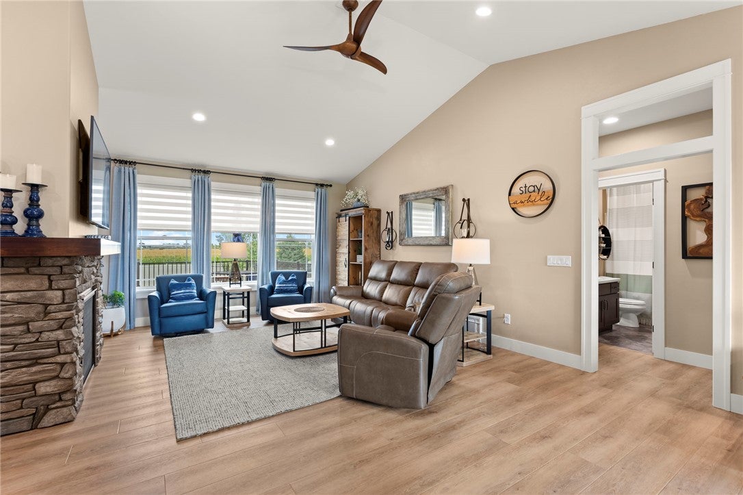 326 Feldspar Way