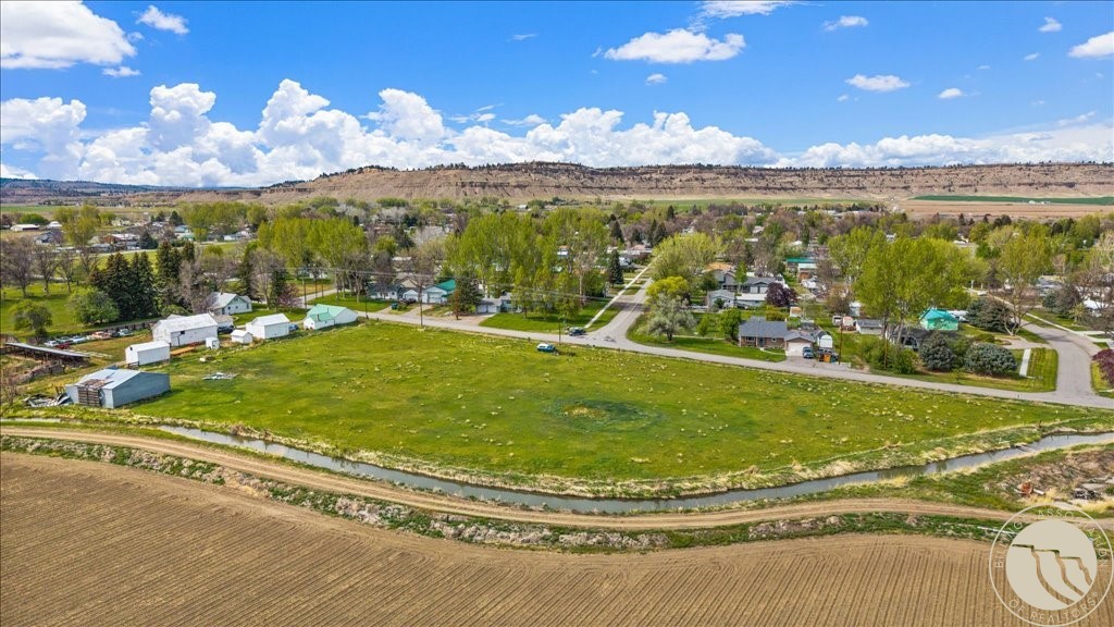 +/- 1.15 Acres Cemetery Road