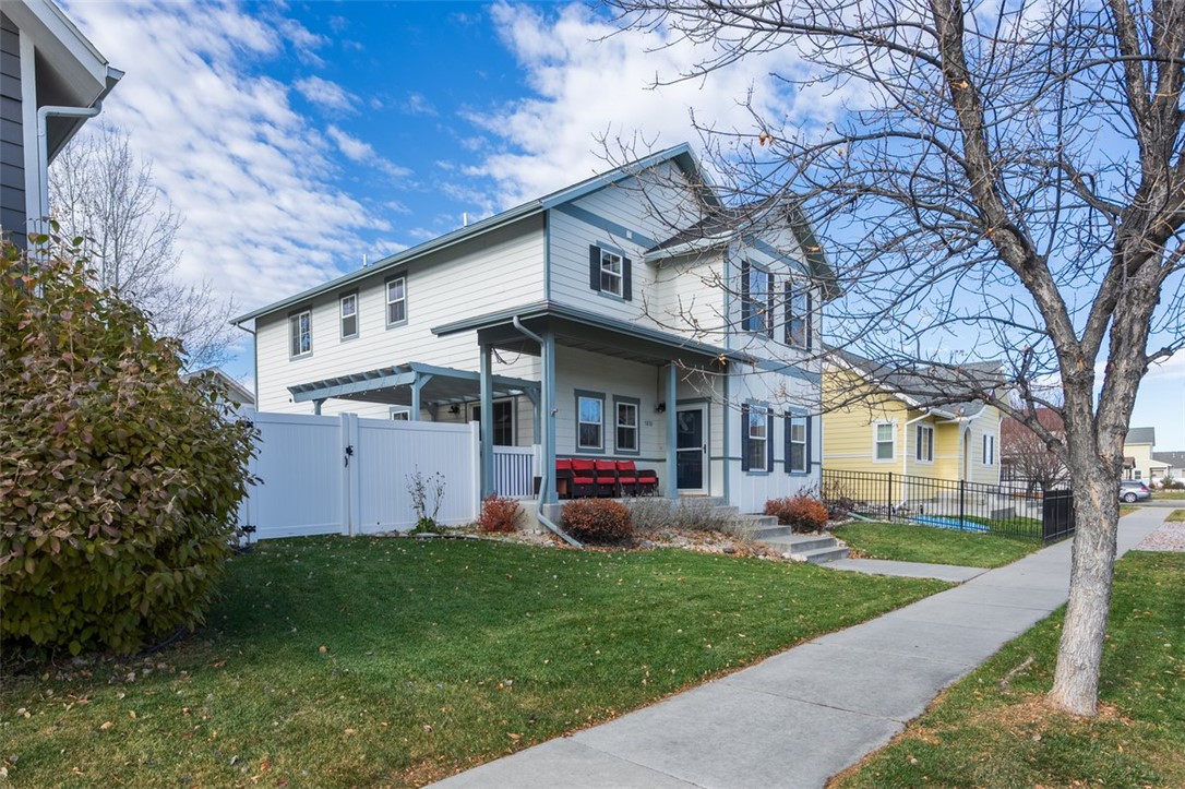 1610 Lone Pine Drive