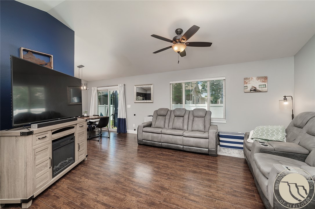 1214 Cottonwood Boulevard