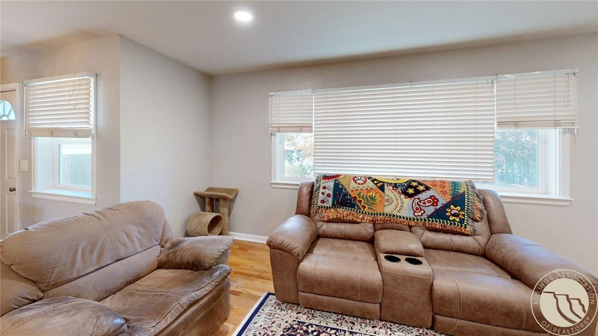 1235 Burlington