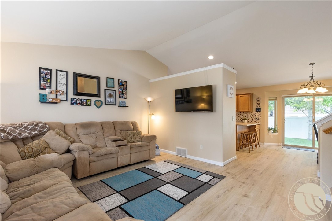 5419 Field Stone