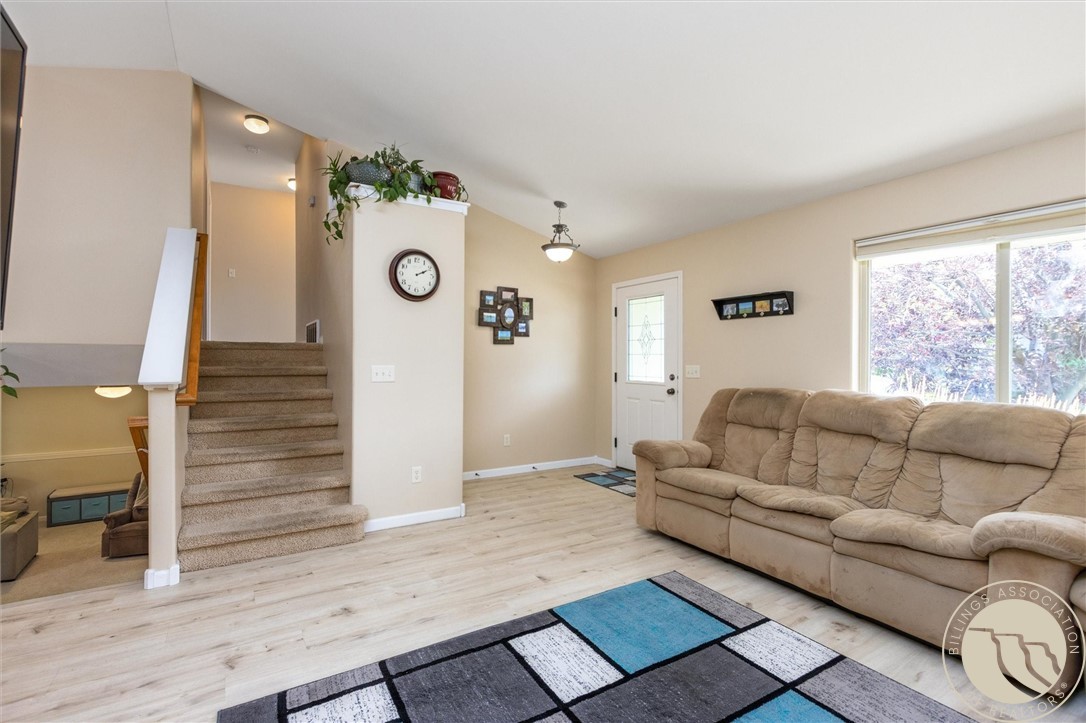 5419 Field Stone