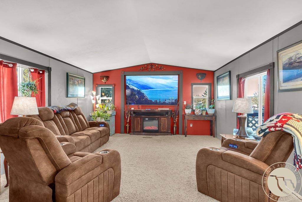 114 Windsor Circle S